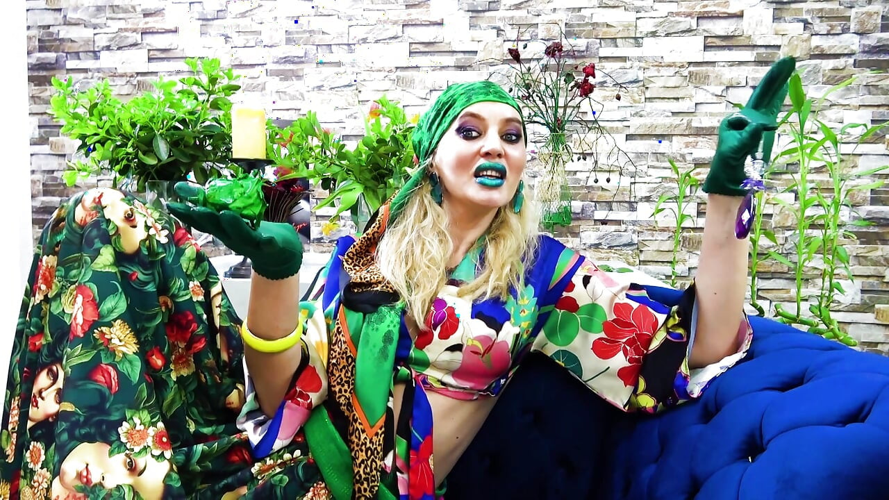Buzele verzi ale lui Poison Ivy