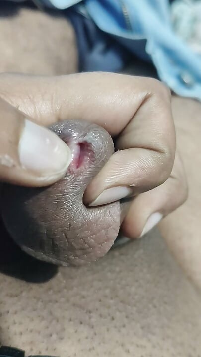 Alone boy shaking his cock and ball .