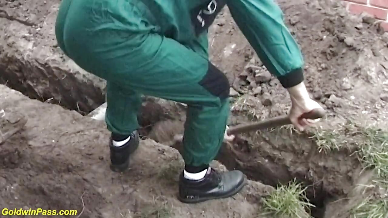 Kızıl saçlı iri güzel kadın olgun oyuncağın ilk anal seksi