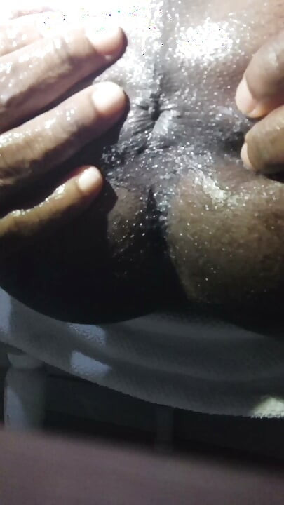 Iyke740 Disvirgined moment