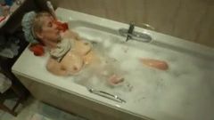 Котб Хейзел любить свою рутину у ванній кімнаті!
