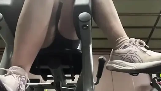 Public fucking in the gym jucielussie