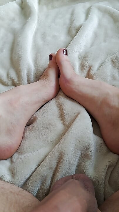 Play with my Feet and Cock (No Cum!)