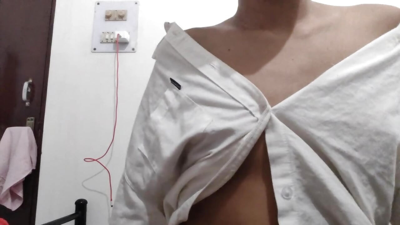 Filming inside her pussy