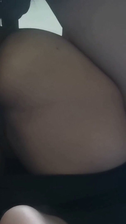 My stepbrother tricked me into closing my eyes and taking me to eat delicious food. | Clip 3