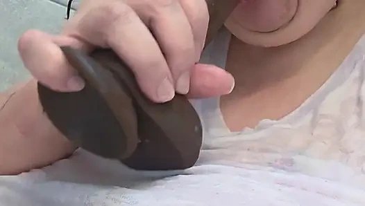 Islak ve vahşi, çikolata cennetinin tam videosu