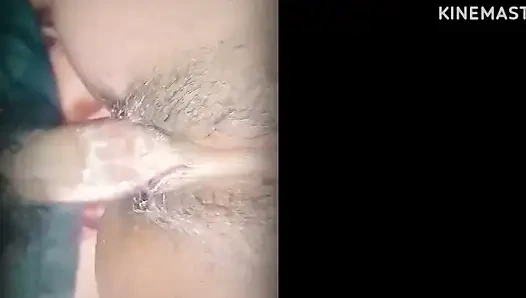 Üvey kız kardeşle yatakta seks videosu