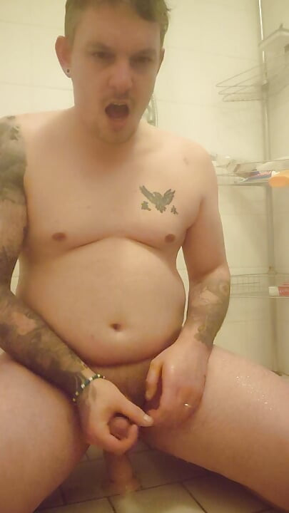 Man pleasures himself with dildo in his ass