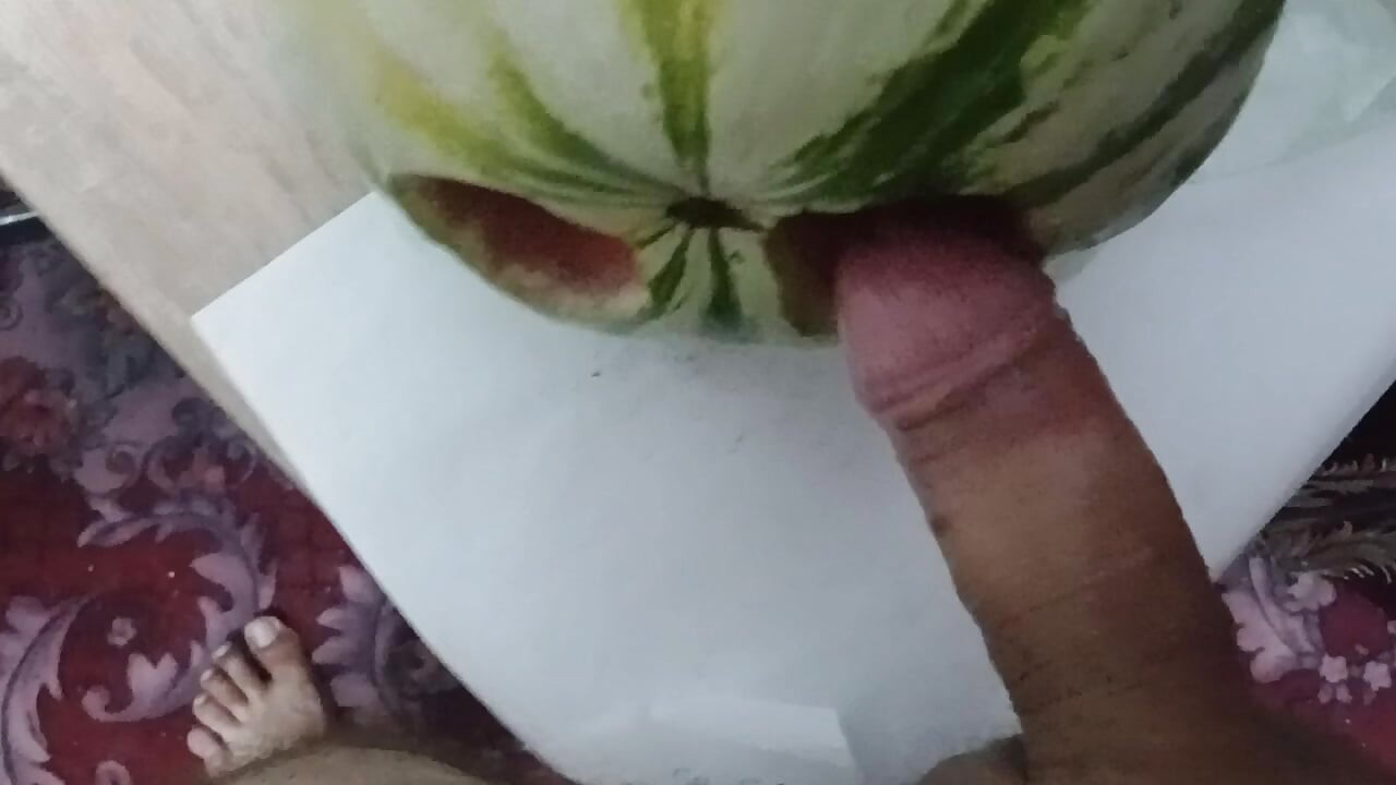 Pomelo is so erotic