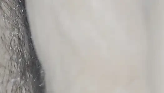 Aku menyetubuhi istriku di malam hari