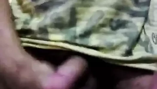 Punhetando pras putas