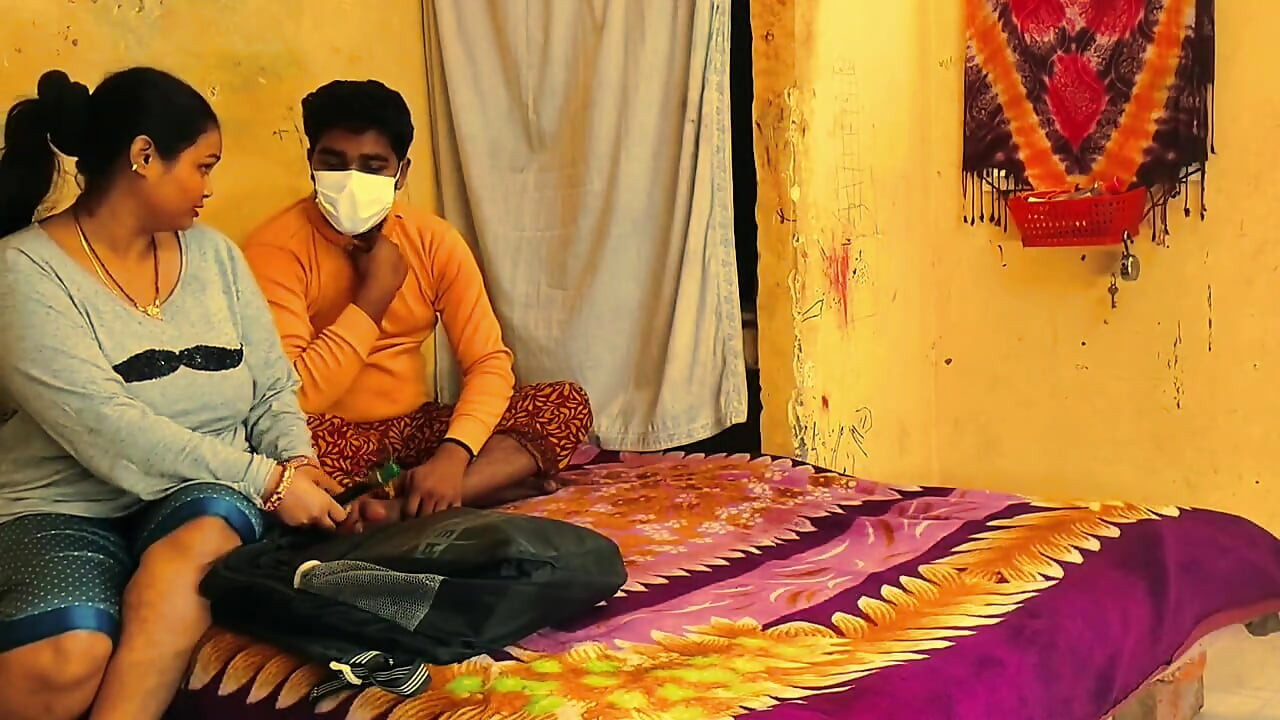Bhabhi's midnight oil-ritueel - ze bracht persoonlijk alles mee en bracht de hele nacht door met masseren en van me houden