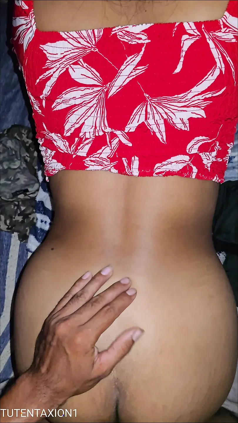 小继女的小阴道被大鸡巴刺穿