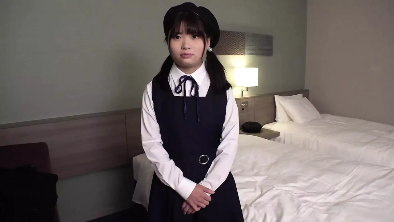 被欲望超越。她的气味，她的棕褐色线条，我的巧克力女孩。 ： 第1部分