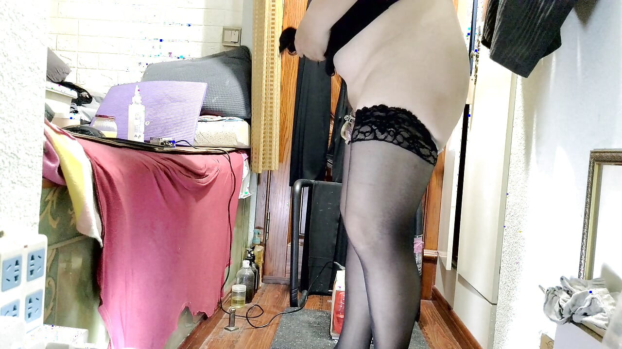 sissy  Anal masturbation