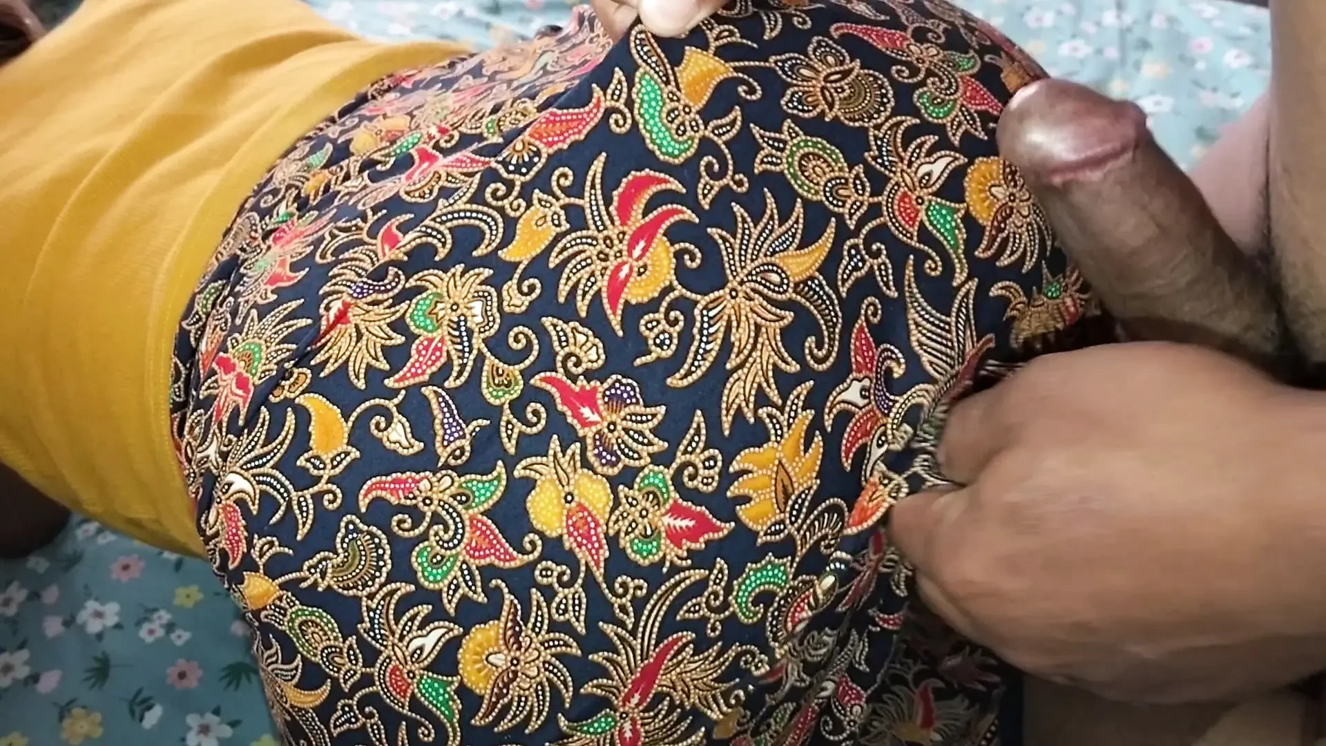 新的尼泊尔自拍视频. 享受Gardadai Xam