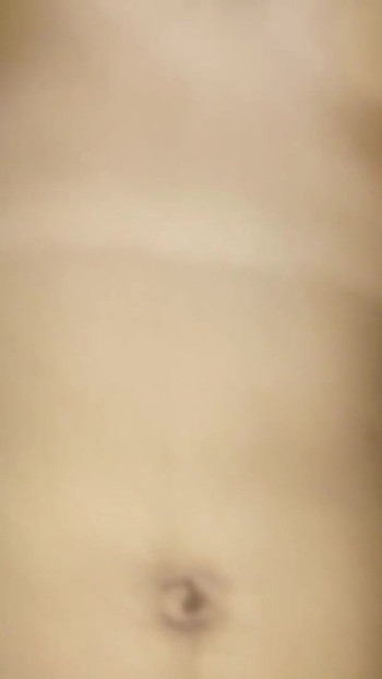 Fesselnder moment aus "Meist bewölkt mit sex, schönes mädchen, heiße desi nacht, küssende indisches bhabhi sexy videos"