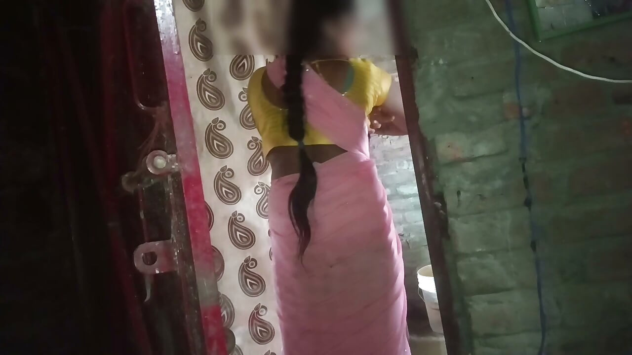 Bur chudai bhabhi-dewar ke land se jab bhabhi ke pati ghar pe nahi tha tab bhabhi apni pyasas devar ke land se bujhhai mein hindi audio mast chudai
