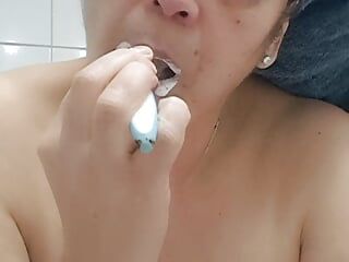 brushing my teeth is like feeling my mouth full of tasty milk