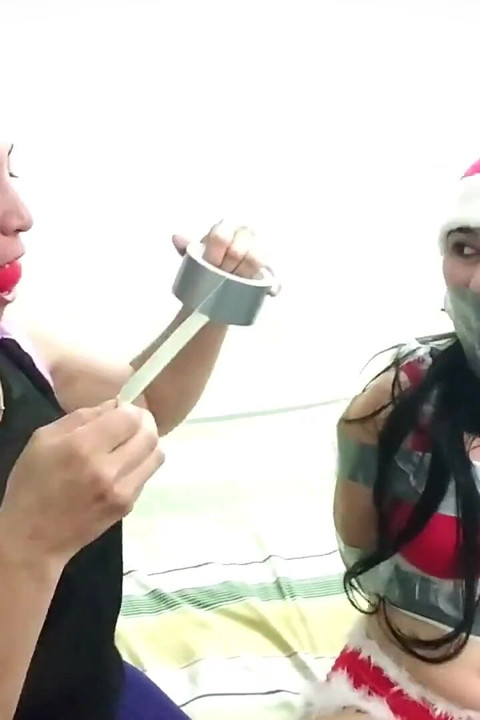 De kinky milf en de ondeugende elf