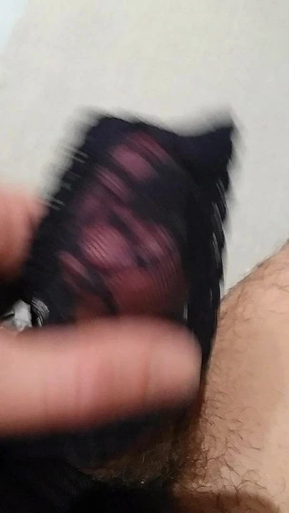 jerk in dentelle of small blue thong of my young friend