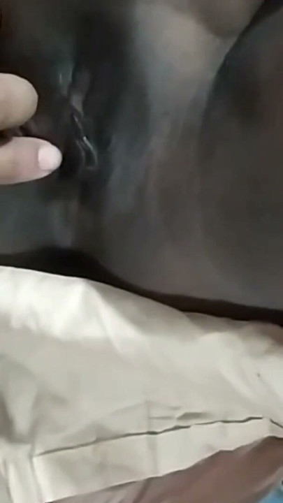 Seksi evli kadın Maliska evde erkek arkadaşıyla ipek sari içinde amını sert sikiyor ve çok güzel emiyor Xhamster.Com | Klip 1