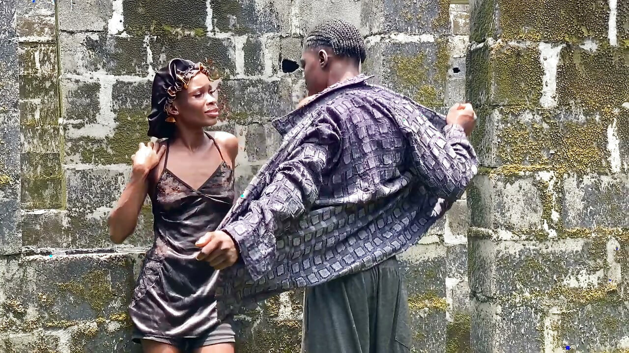 Horny Thug Creampied My Pussy After Fuvking Me in an Uncompleted Building