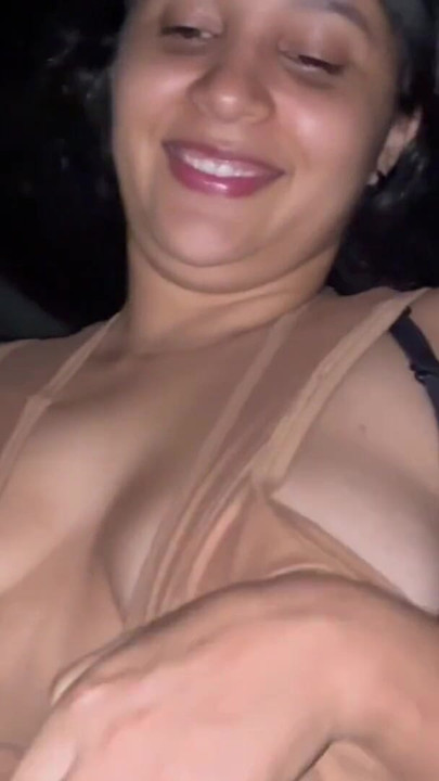 Quiero un novio asi ! Sumiso para poder masturbarlo ! Eyacula en mi mano porfavor | Clip 1