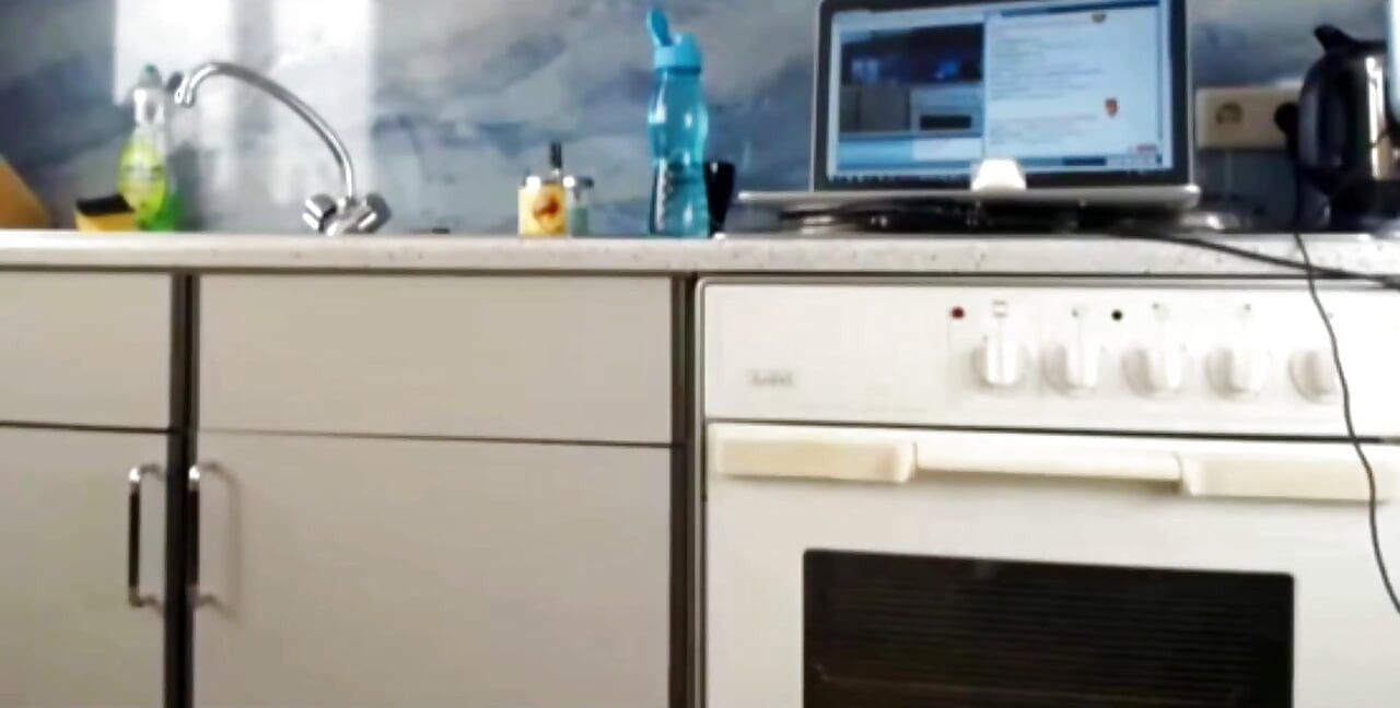 Sexydea's Naughty Kitchen Twerk: Sedutora se move para apimentar seu apetite!