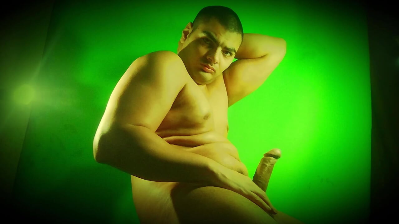 Porn - Green - 18 CM Penis - Sexy Gentleman Number One - Masturbation - Muscular