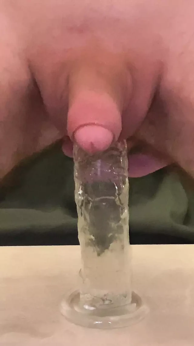 8 inch wide dildo is felt comfy
