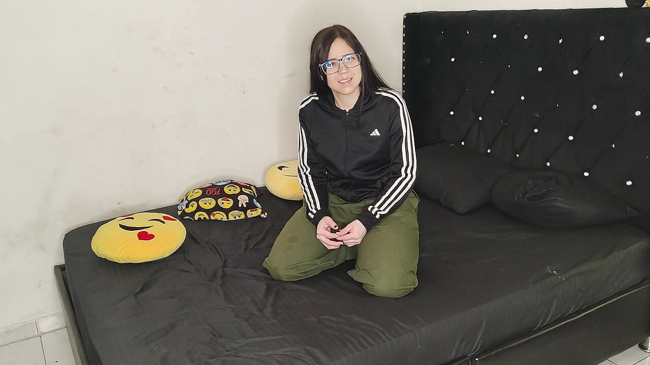 来自我美丽的继表妹的美味服务