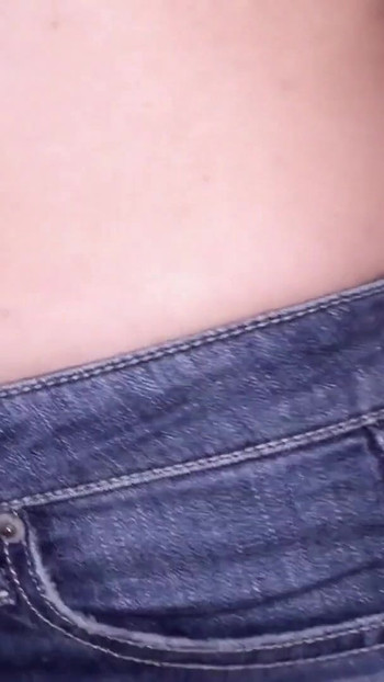 Velkolepý okamžik z "Část 1 Férová štíhlá lewd kráska byla úředníkem na určité Izakayi v Tokiu. Mizuki