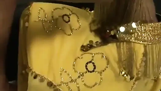 Cewek cantik India dientot ganas sama cowok gagah dan suka banget