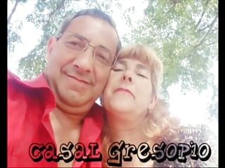 คู่รัก Gresopio ในเฟติชเท้า