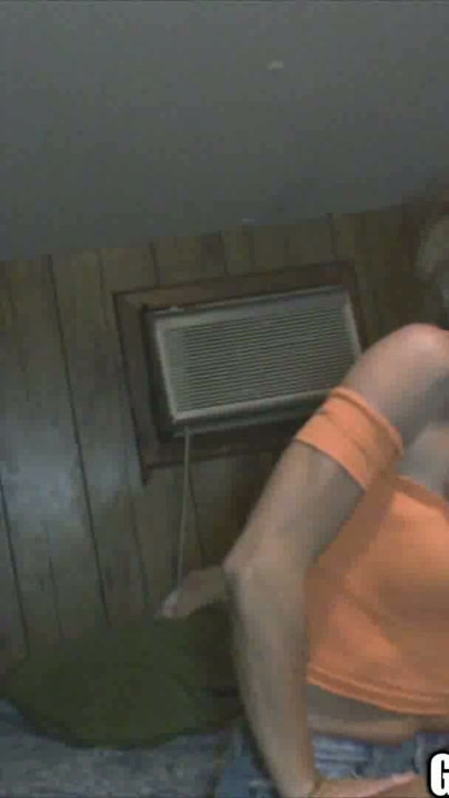 HORROR dziwka suka milf ucieka z koszmaru do spermy dostać Dis DICK w jej Raggidy cipki !! | Klip 2