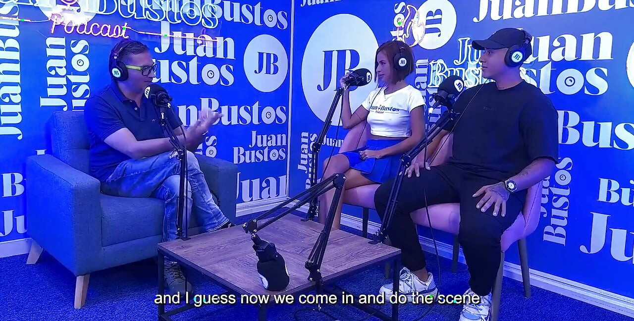 Avocata sexy Aishadanveer se fute cu prizonierul pe Juan Bustos Podcast