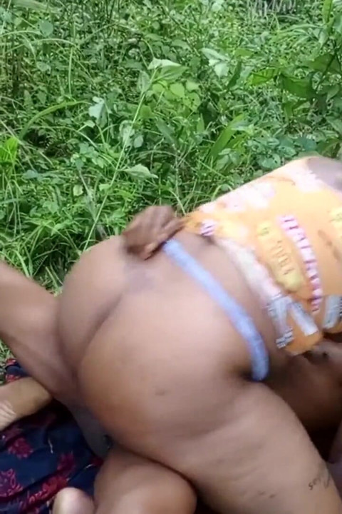 La Experiencia Sexual En El Bosque Fue Algo Para Recordar En Algún Lugar De África