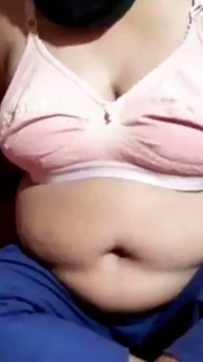 Enjoy this solo video featuring a beautiful plus-size woman!  If you enjoy the video, don't forget to:  Add to Favorites 1 | Clip 1