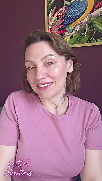 Accidental facetime with my stepMoms MILF best friend turned in to a horny call she is an insatiable hairy mature