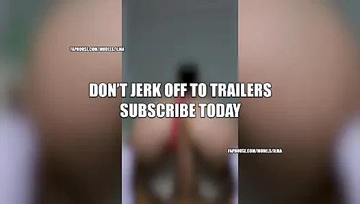 18-летняя киска приняла богатый кримпай в обмен на поездку домой