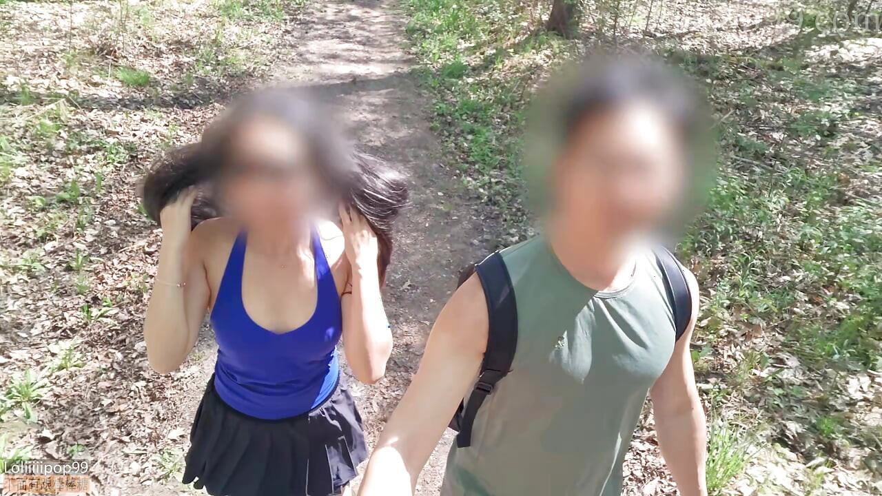 Almost creampied Asian tight pussy during outdoor hiking