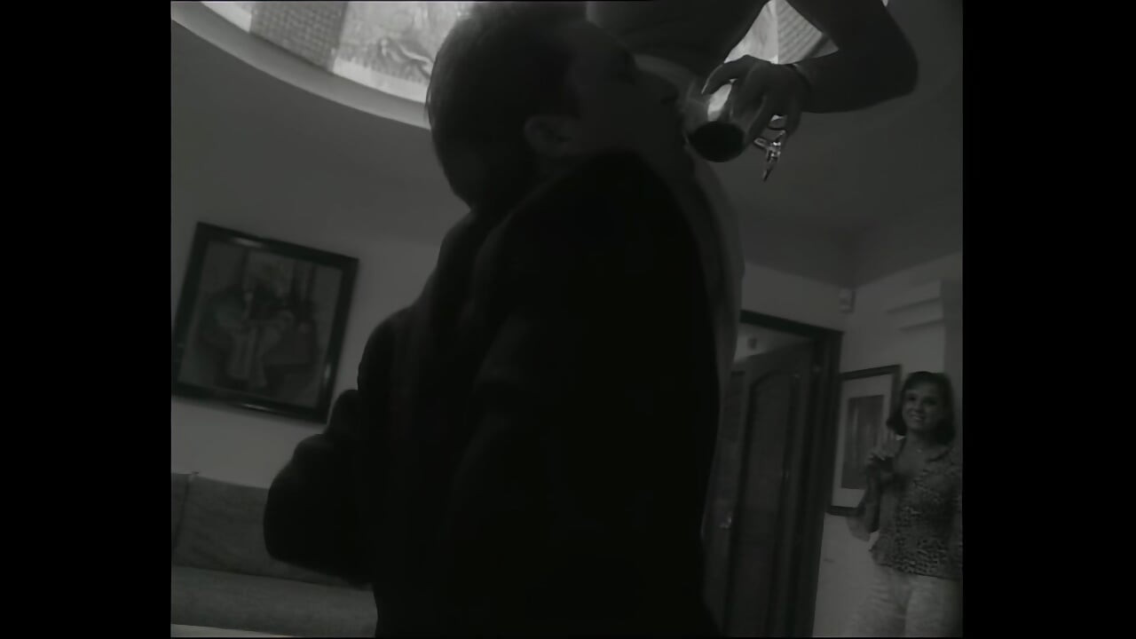 Laura Angel &se Denise La Bouche 딥 애널 경험