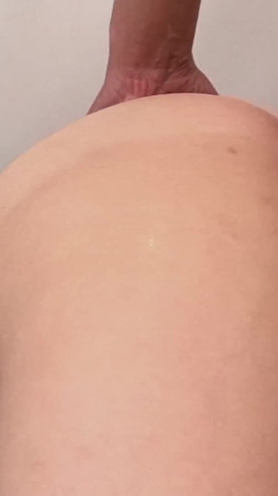 Efter att ha diskutera människokroppens anatomi blev hon en thatchfie för många män