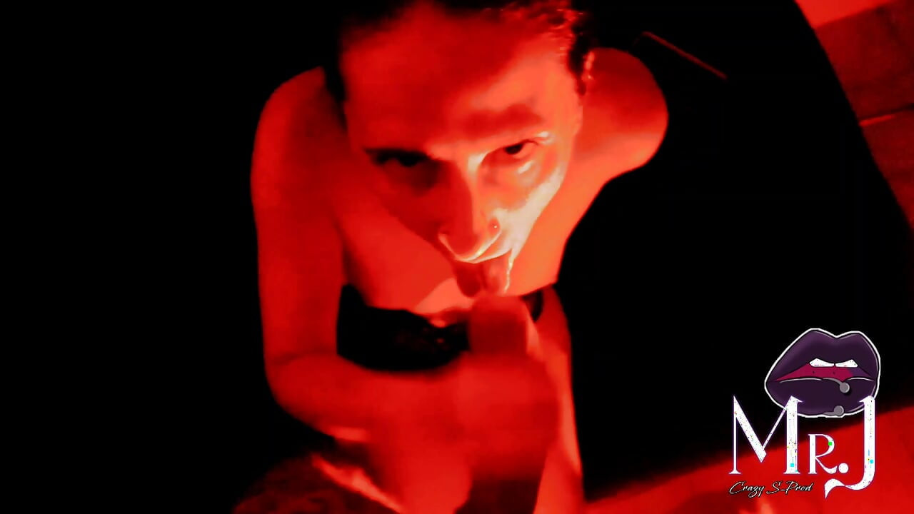 Nyx and MrJ... under a red light