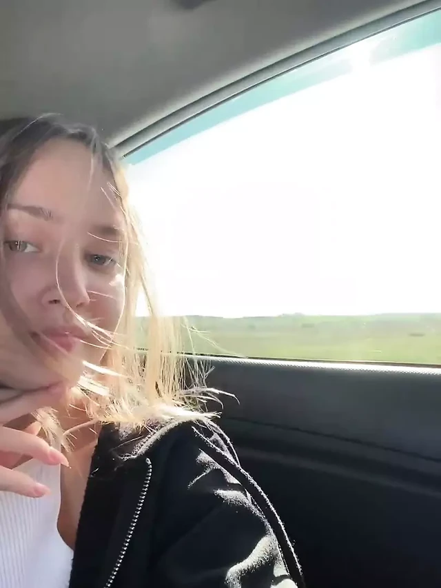 LillyCrei video