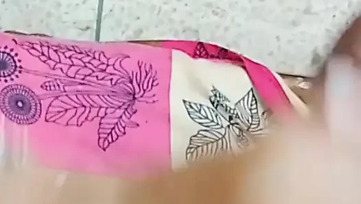 Ateşli hemşirenin sperminin bir örneğine ihtiyacı var!!