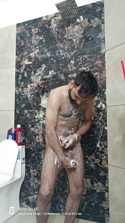 Indian second hand police officer grandpa dusre ki gand maarte hue