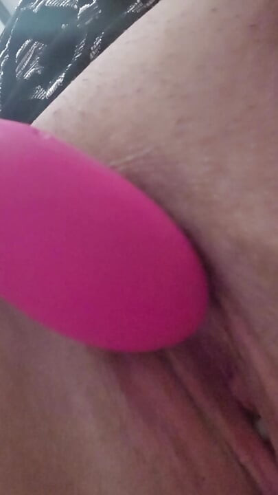 Hot Curvy MILF Lets Anonymous Man Control Her Bluetooth Lush Vibe Til She Cums