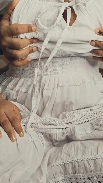 Detik menawan dari "hamba lelaki India ditangkap dengan seluar dalam dan handjob isteri bos"